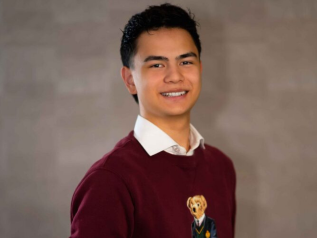 Portret cards Thomas